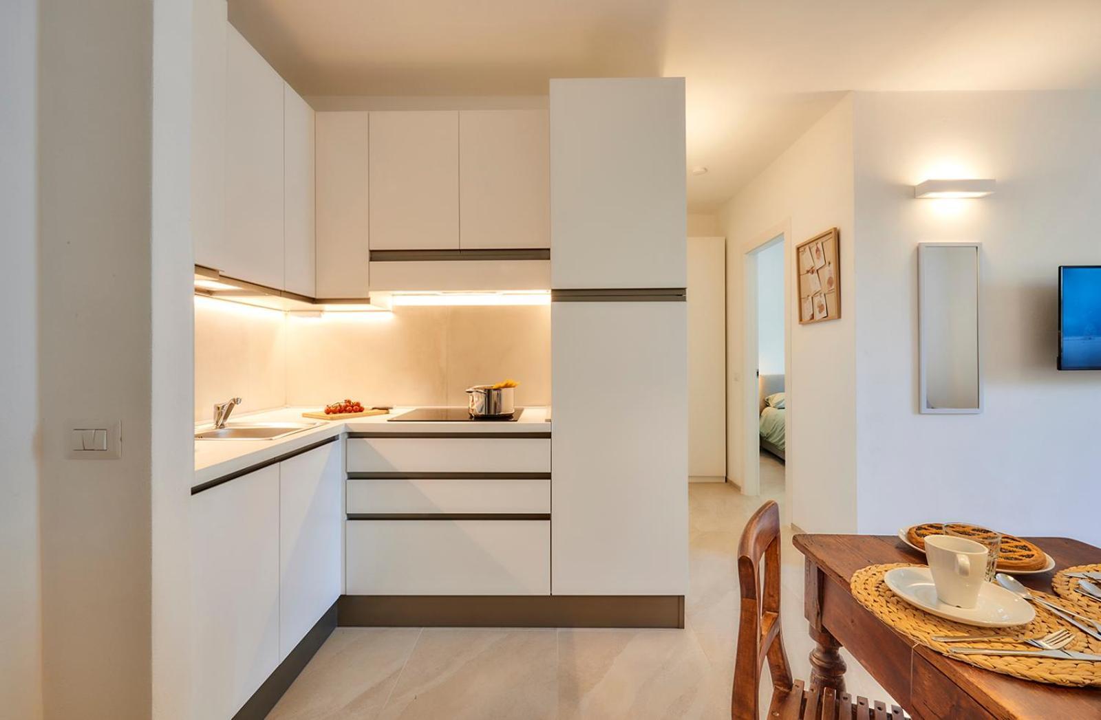 Sisters' House Apartment Варена Екстериор снимка