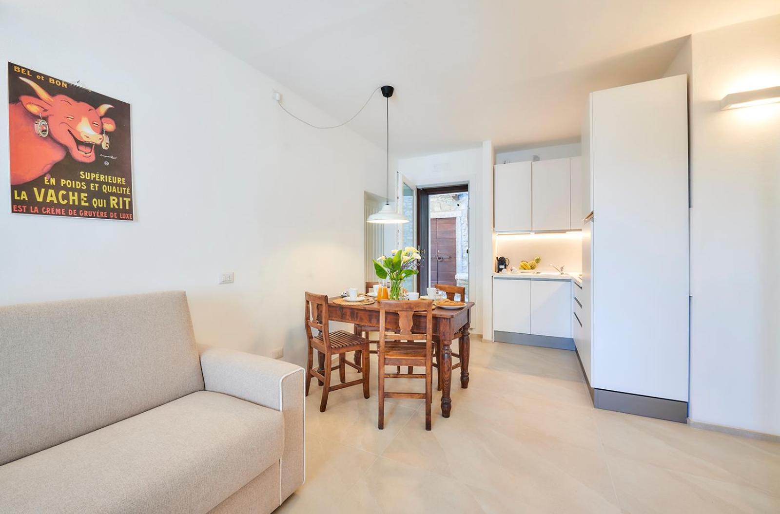 Sisters' House Apartment Варена Екстериор снимка