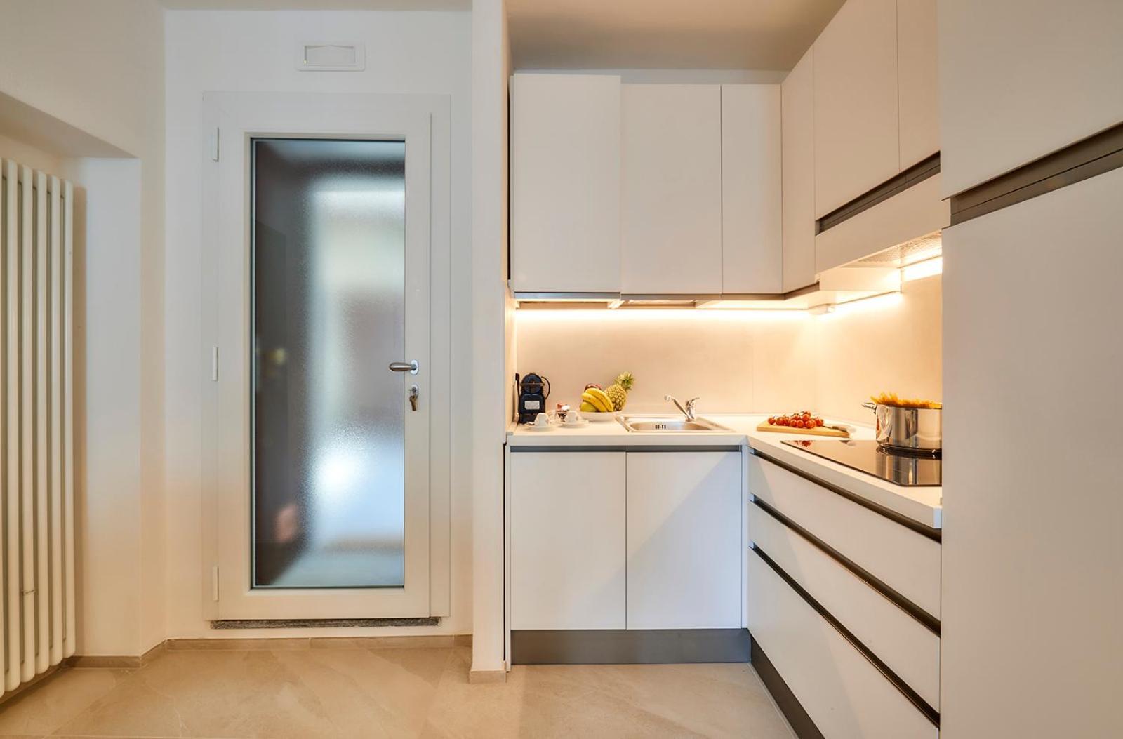 Sisters' House Apartment Варена Екстериор снимка